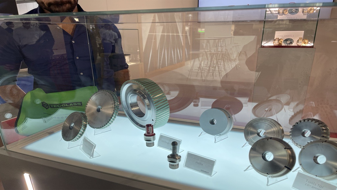 Vitrum 2023 Kicks Off: Diamut tools on display in Hall 7.: Photo 2